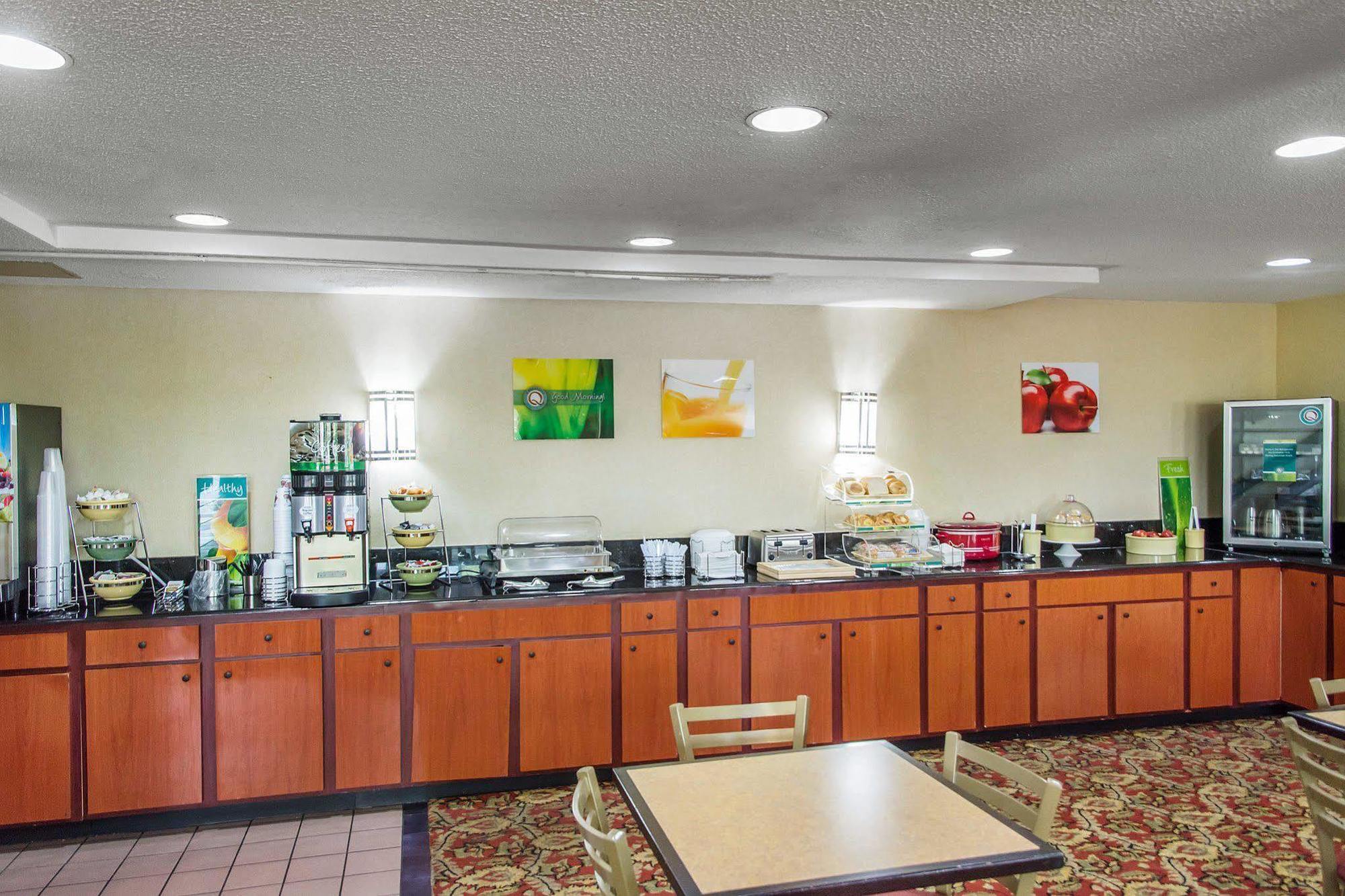 Quality Inn & Suites Miamisburg - Dayton South Exteriér fotografie